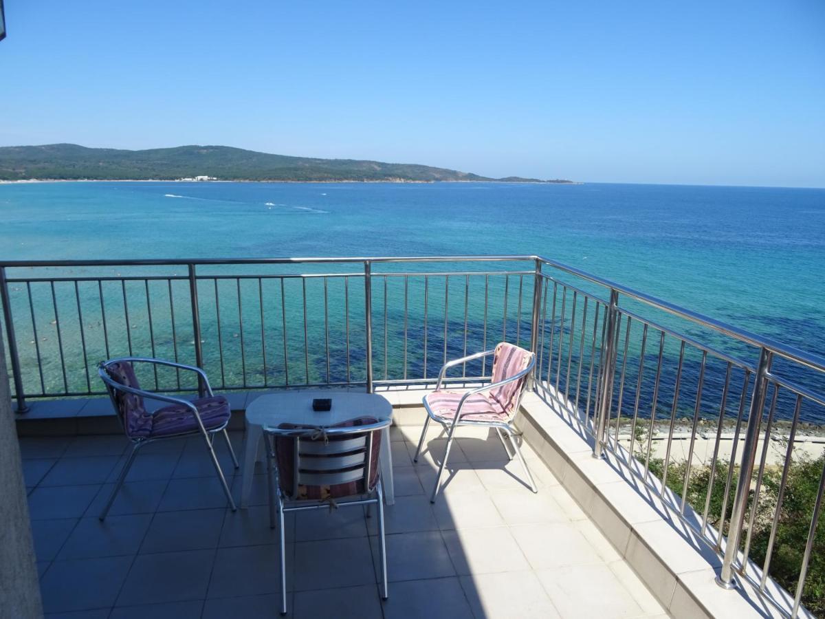 Dobrevi Guest House Πριμόρσκο Εξωτερικό φωτογραφία