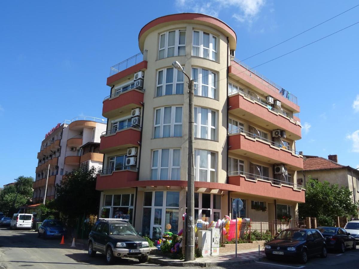 Dobrevi Guest House Πριμόρσκο Εξωτερικό φωτογραφία