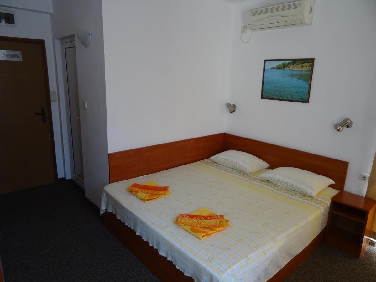 Dobrevi Guest House Πριμόρσκο Εξωτερικό φωτογραφία