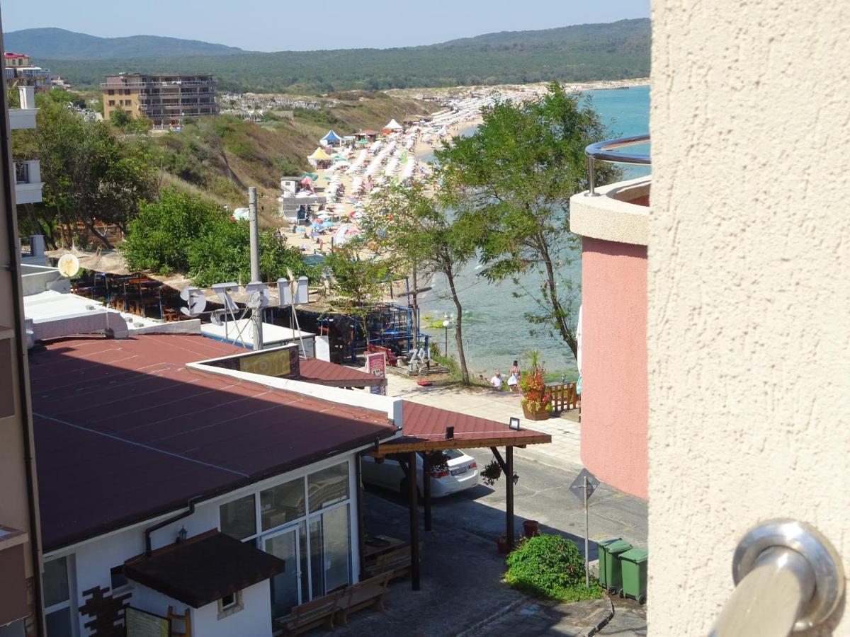 Dobrevi Guest House Πριμόρσκο Εξωτερικό φωτογραφία