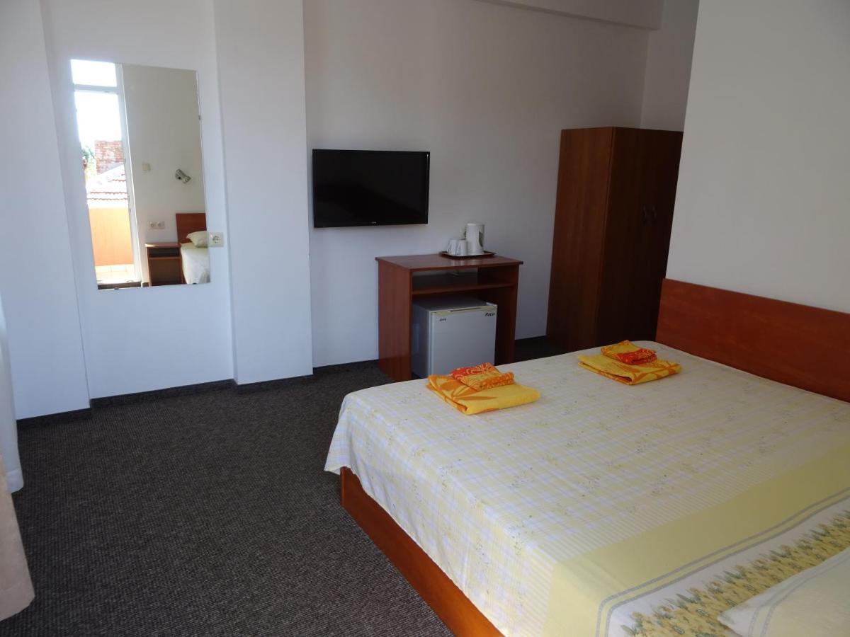 Dobrevi Guest House Πριμόρσκο Εξωτερικό φωτογραφία