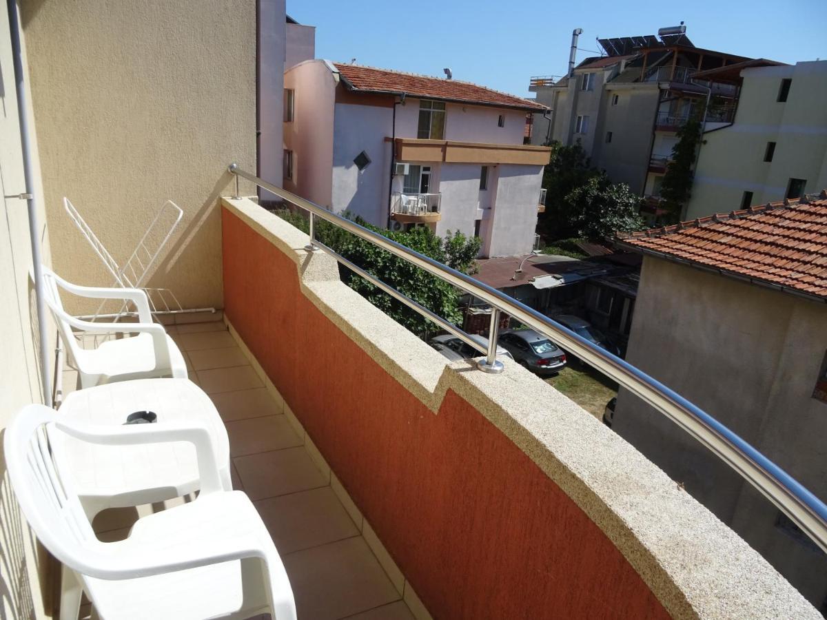Dobrevi Guest House Πριμόρσκο Εξωτερικό φωτογραφία