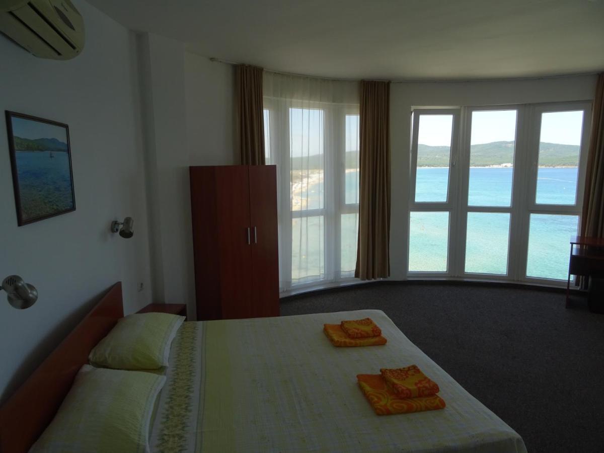 Dobrevi Guest House Πριμόρσκο Εξωτερικό φωτογραφία