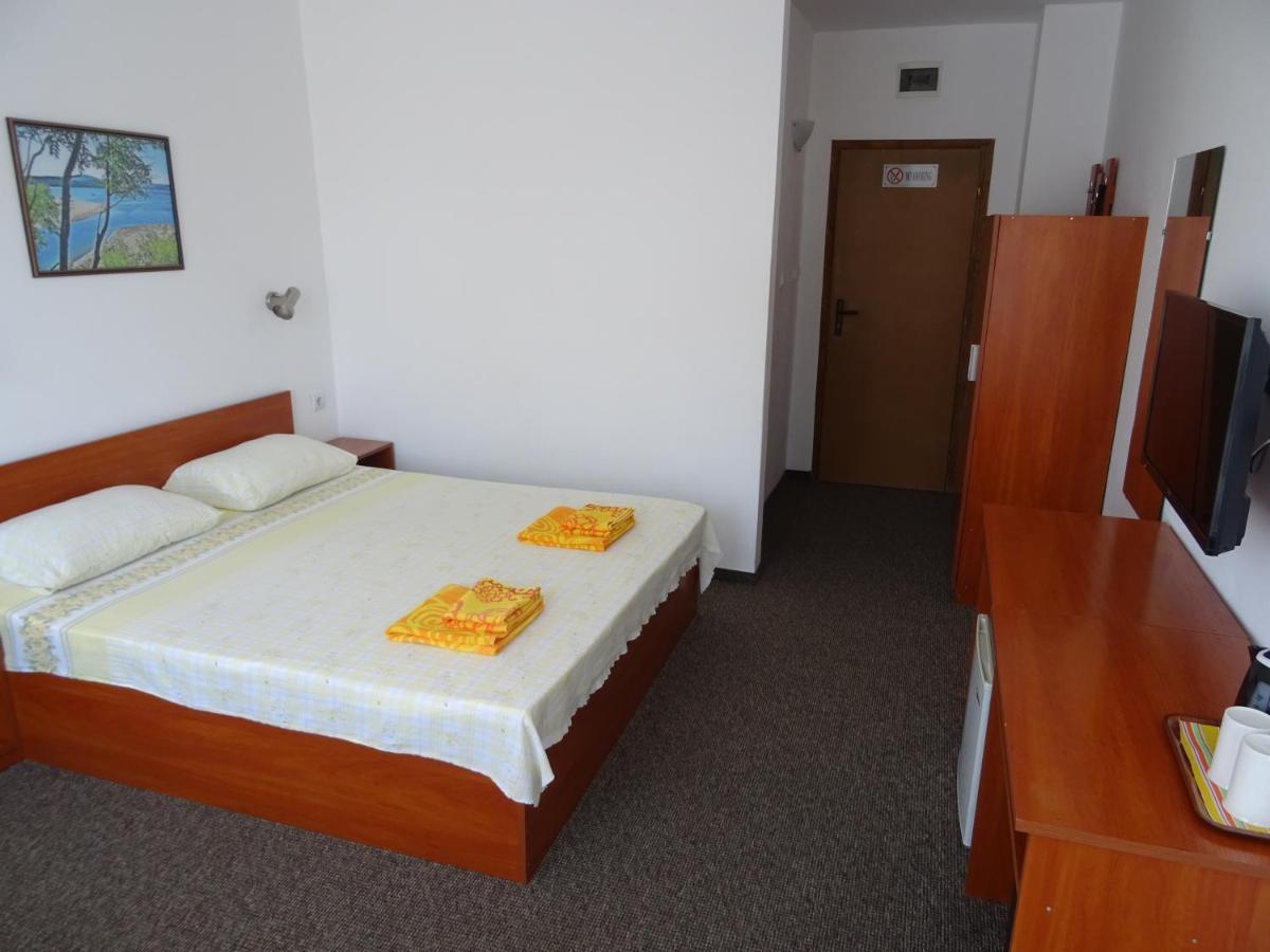 Dobrevi Guest House Πριμόρσκο Εξωτερικό φωτογραφία