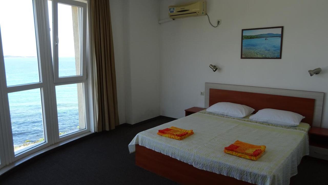 Dobrevi Guest House Πριμόρσκο Εξωτερικό φωτογραφία