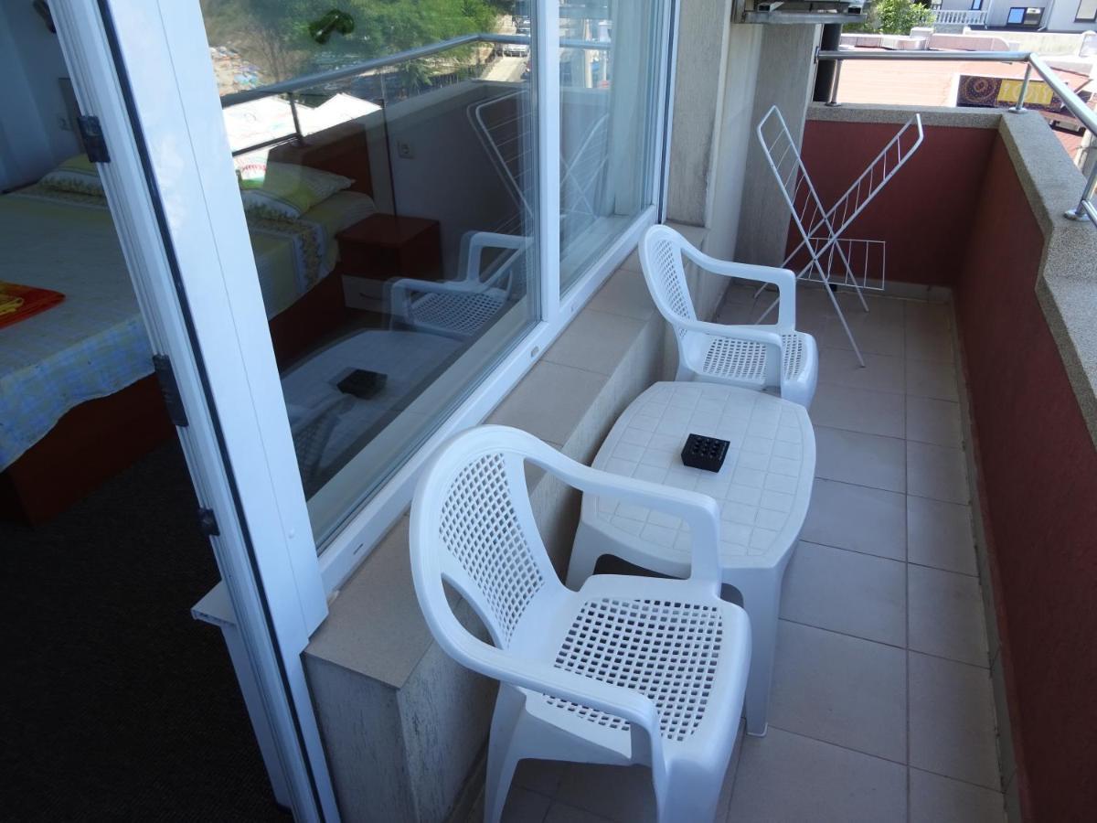 Dobrevi Guest House Πριμόρσκο Εξωτερικό φωτογραφία