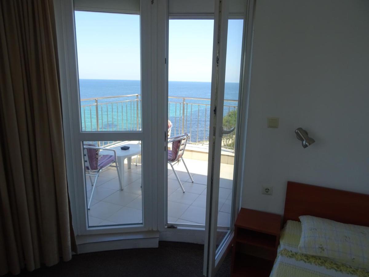 Dobrevi Guest House Πριμόρσκο Εξωτερικό φωτογραφία
