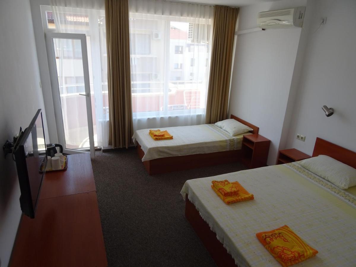 Dobrevi Guest House Πριμόρσκο Εξωτερικό φωτογραφία