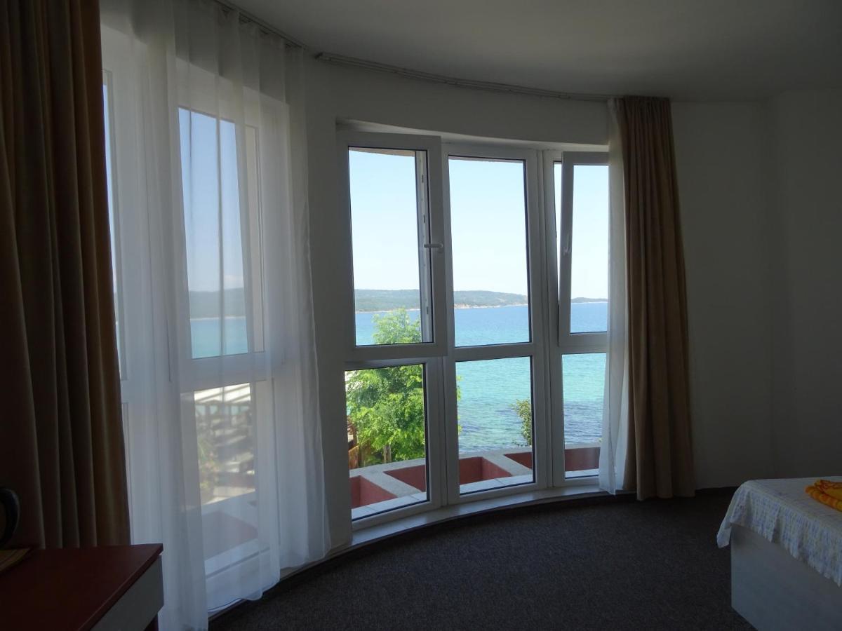 Dobrevi Guest House Πριμόρσκο Εξωτερικό φωτογραφία