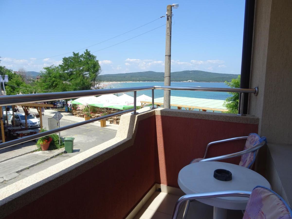 Dobrevi Guest House Πριμόρσκο Εξωτερικό φωτογραφία